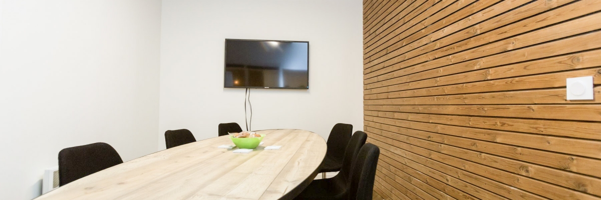 Salle de réunion pour 8 personnes à myCowork MONTORGUEIL, 54 rue Greneta