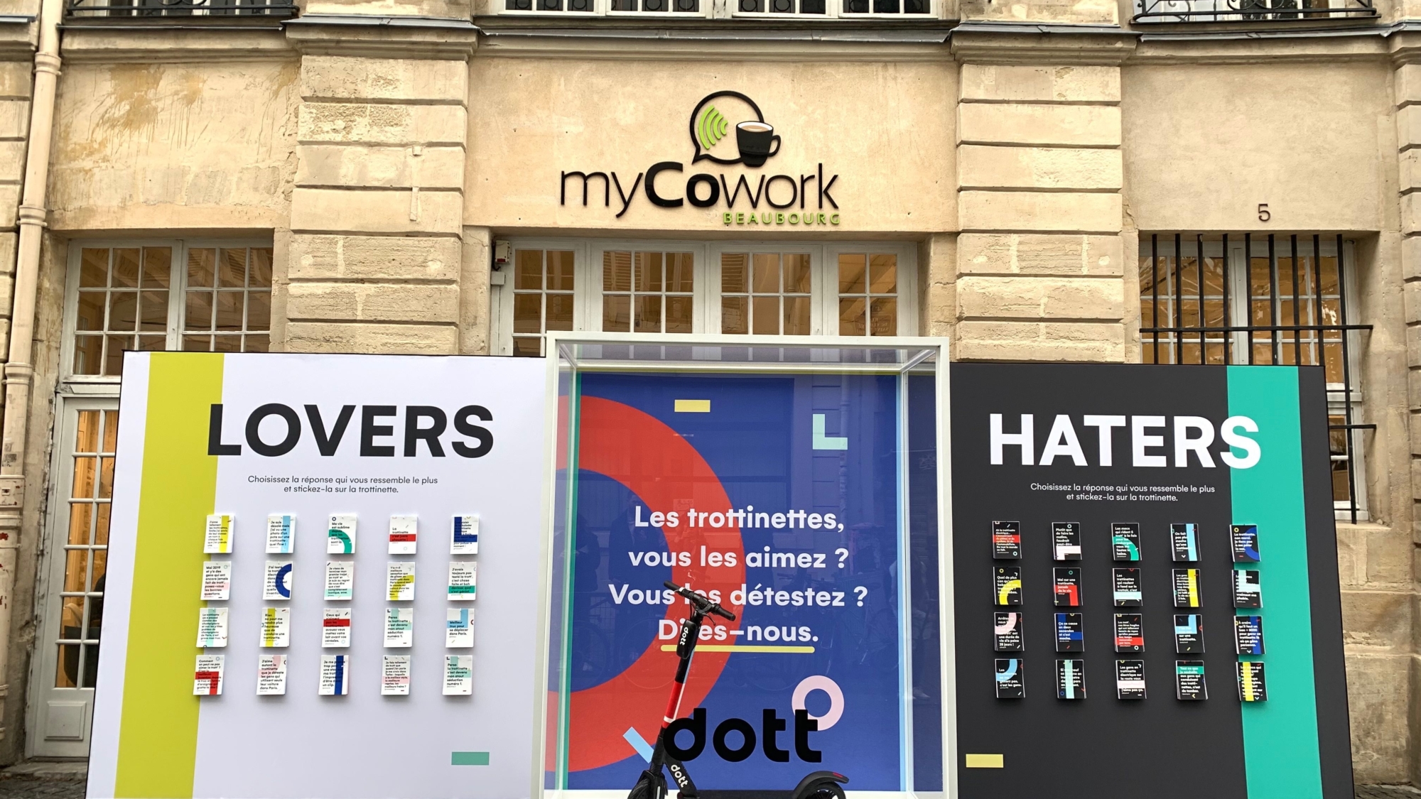 devanture myCowork privatisée par Trotinettes DOTT - résident myCowork - privatisation myCowork Beaubourg