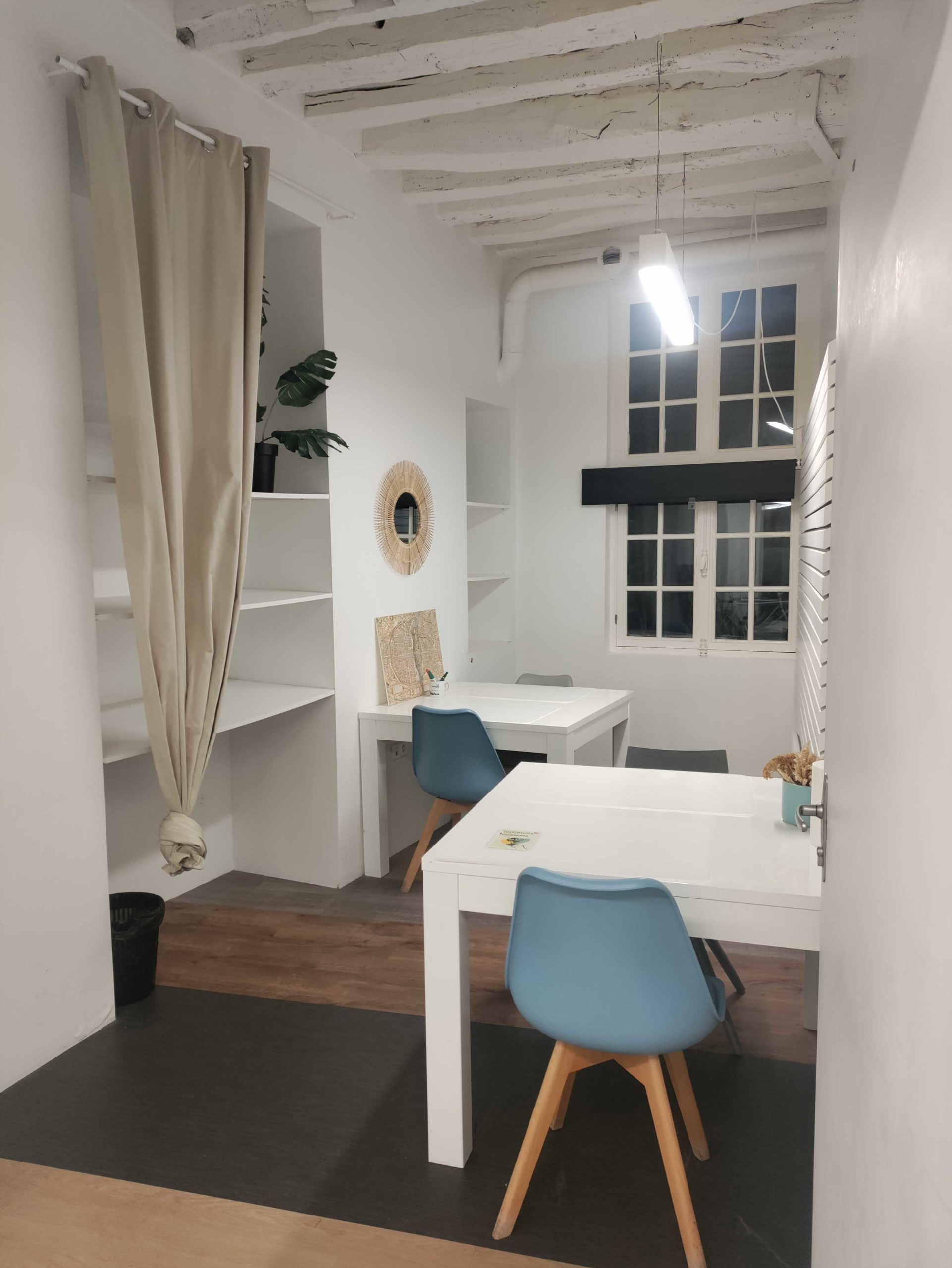 Installez vos bureaux chez myCowork Beaubourg cet été B1