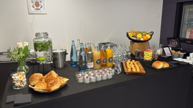 location salle tournage Paris, backstage tournage Paris centre, espace privatisation Châtelet, location espace production audiovisuelle Paris 4, coworking Paris centre tournage, salle réunion Beaubourg, MyCowork production.