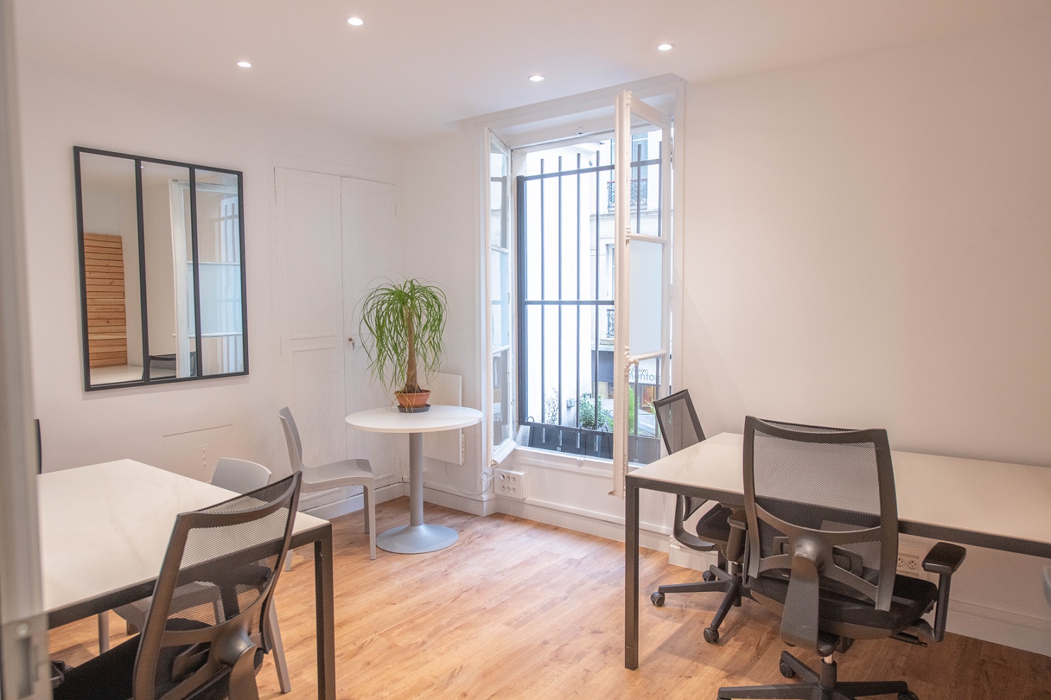 bureaux-montorgeuil-bureau-1-1